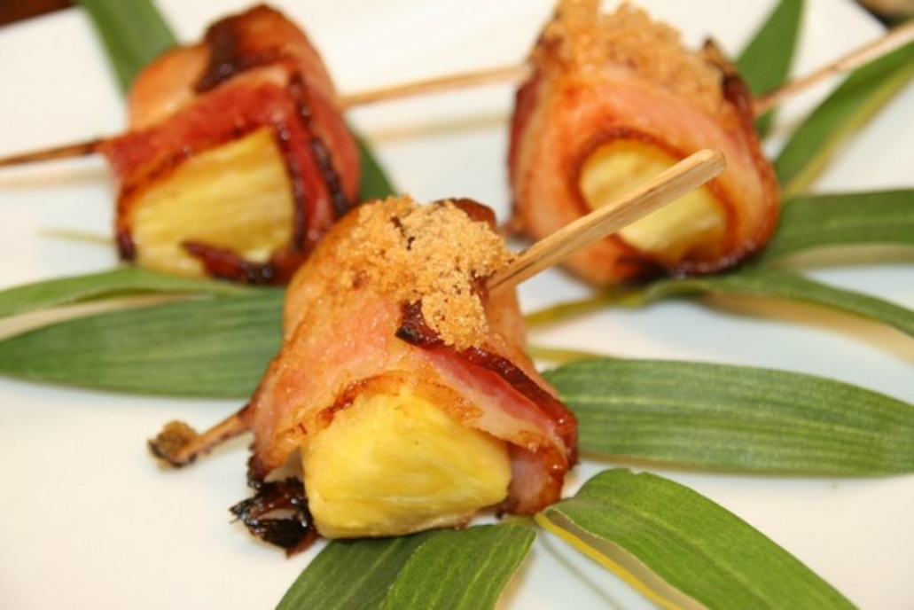 Hawaiian Pulled Pork Sliders